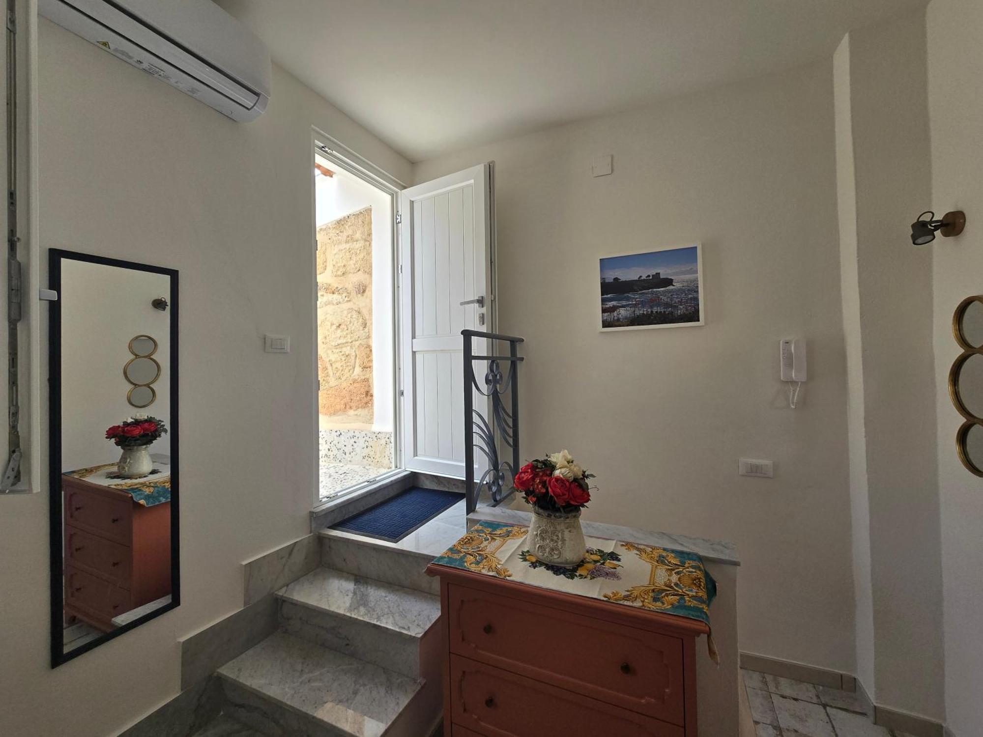 Azzurra Home Terrasini Eksteriør billede